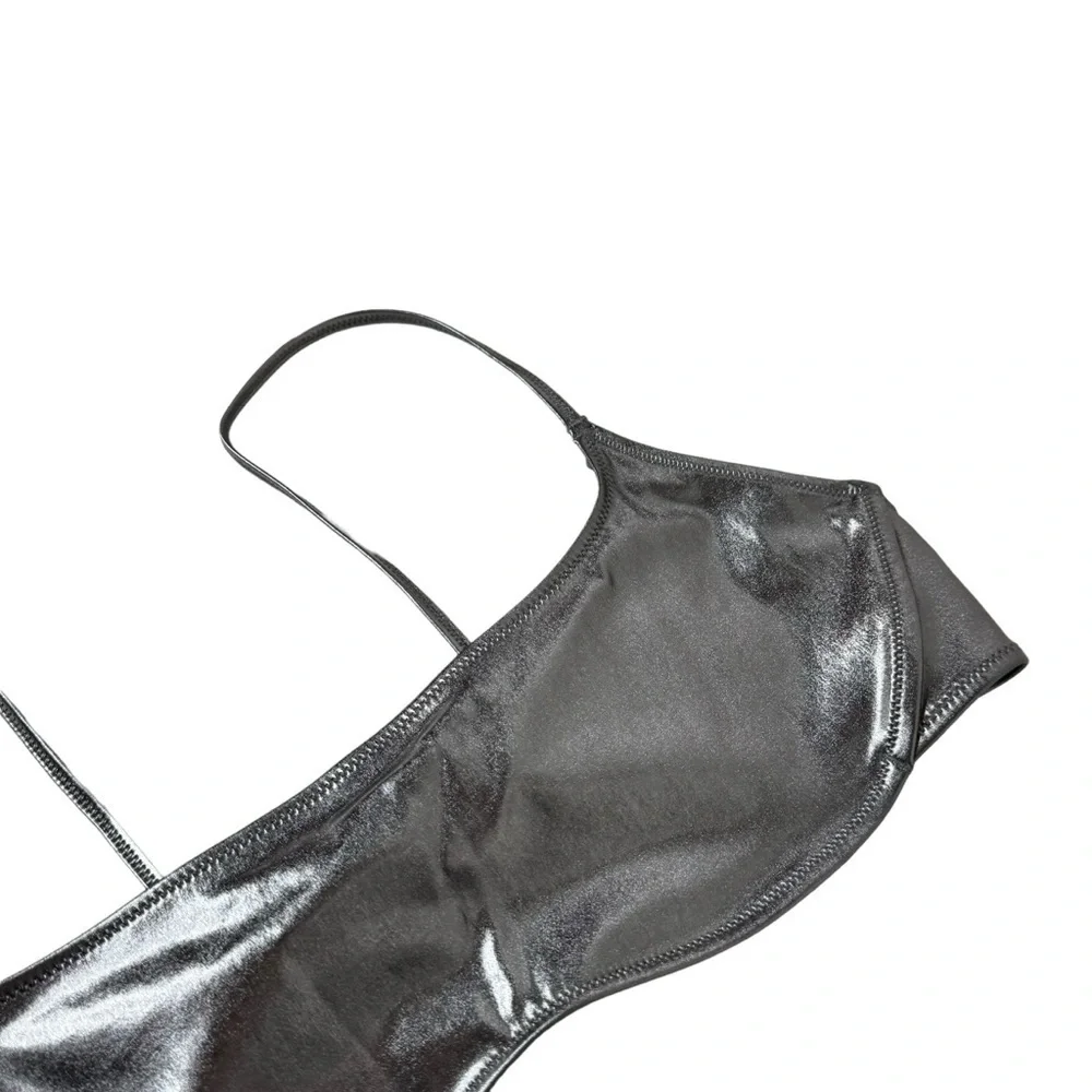 Skims Micro Scoop Bikini Top in‎ Carbon Metallic 3X